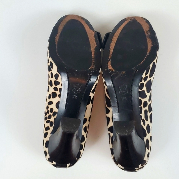 Sz7.5 Michael Kors Pony Hair Heels - Picture 7 of 8